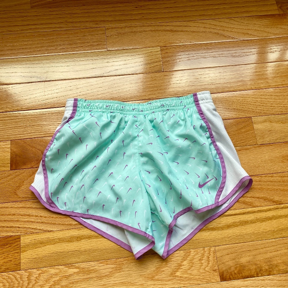 Nike Dri-Fit shorts​​, girls size S Like NEW